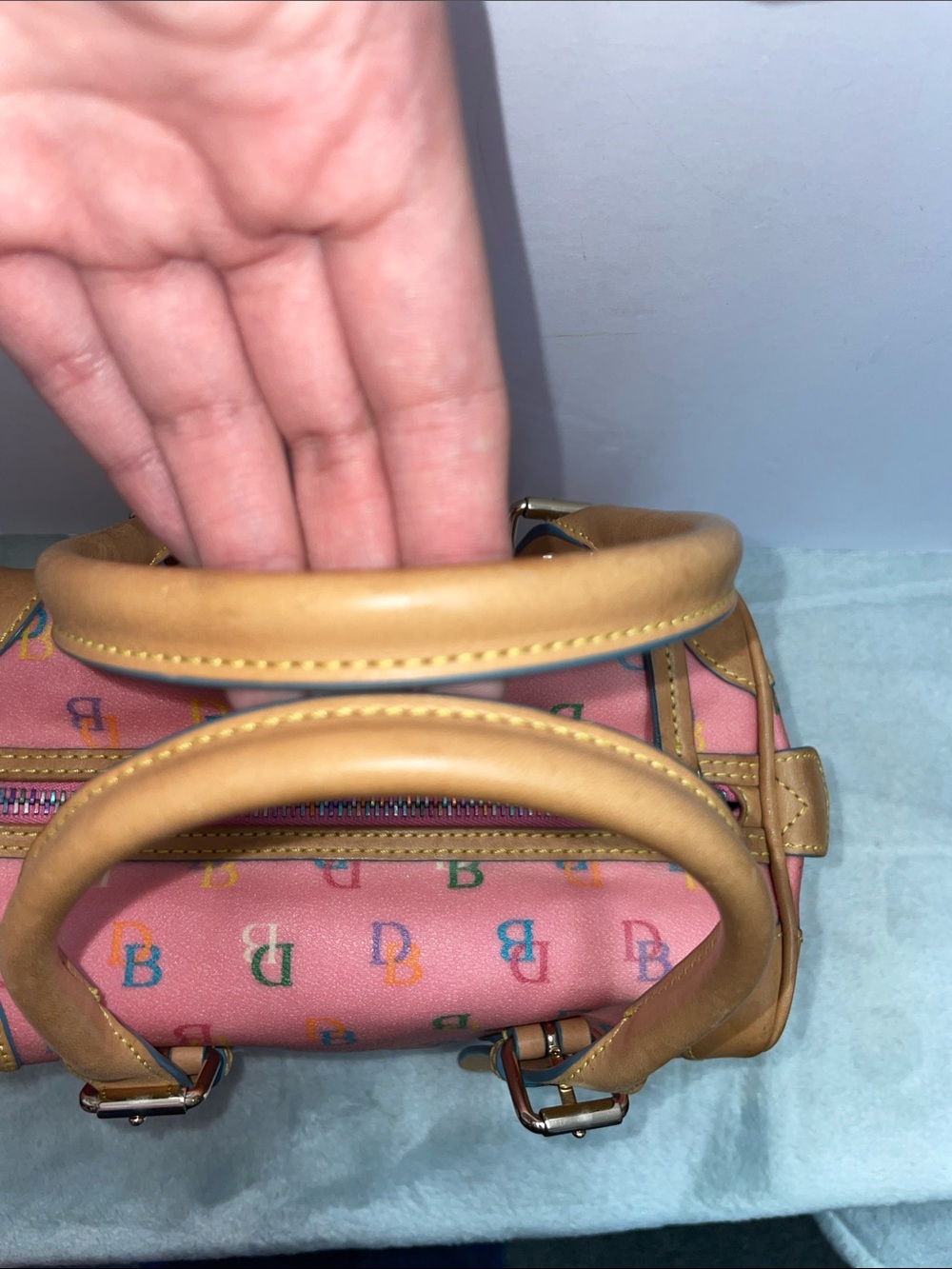 Vintage Dooney & Bourke Mini Doctor Bag - Picture 3 of 16